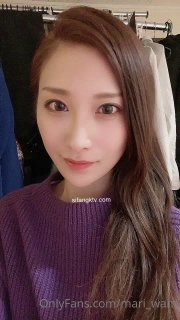 女孩观看朋友他妈的并拍摄她的多次极端高潮 - SQUIRT 和他的中出！FUCKTOTUM
